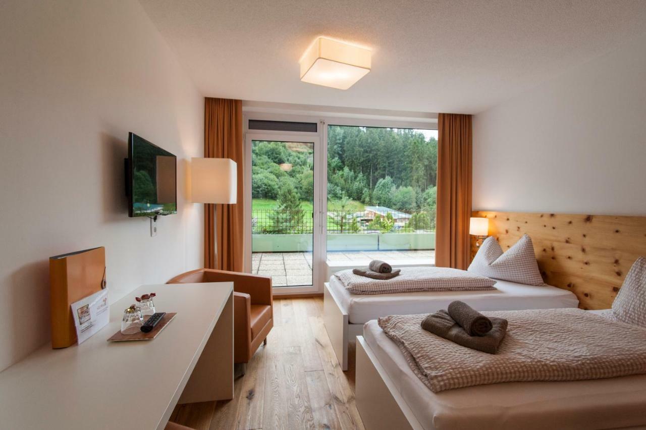 Hermann-Gmeiner-Akademie Hotel Innsbruck Bagian luar foto