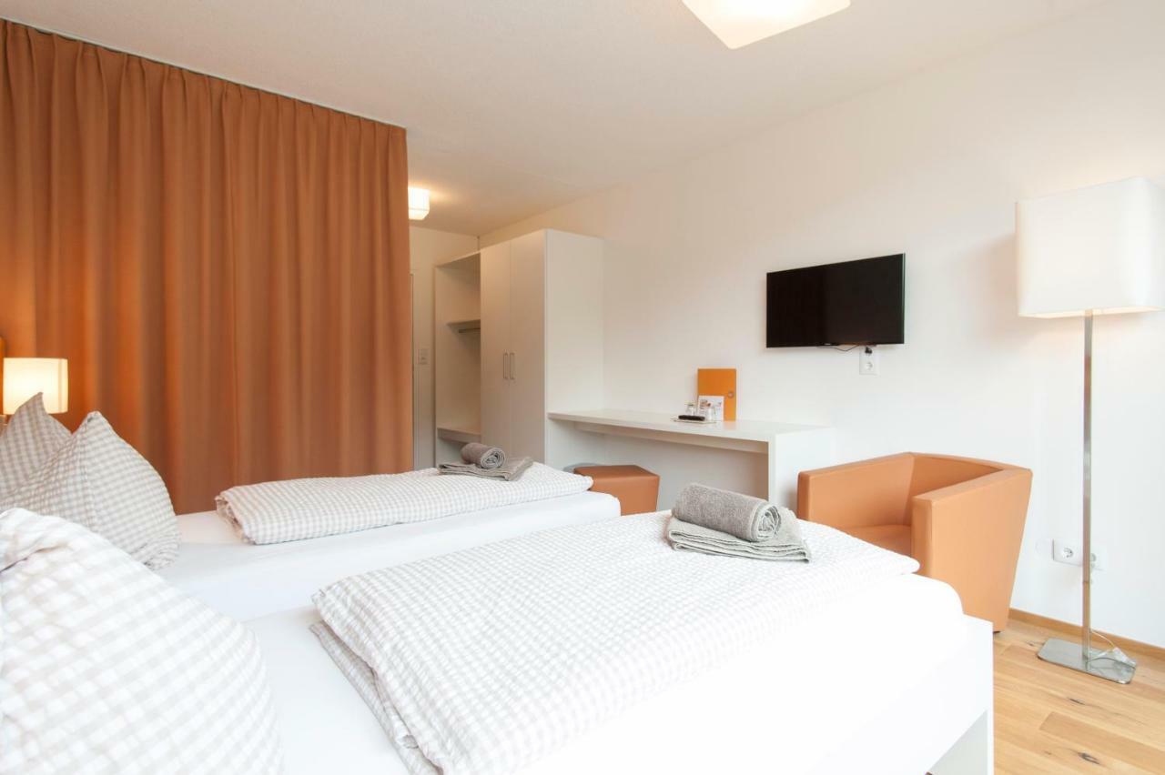 Hermann-Gmeiner-Akademie Hotel Innsbruck Bagian luar foto